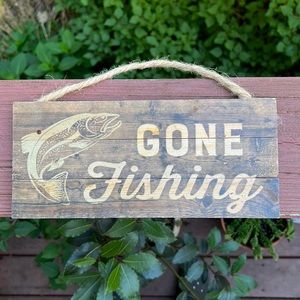 Gone Fishing plaque with trout
